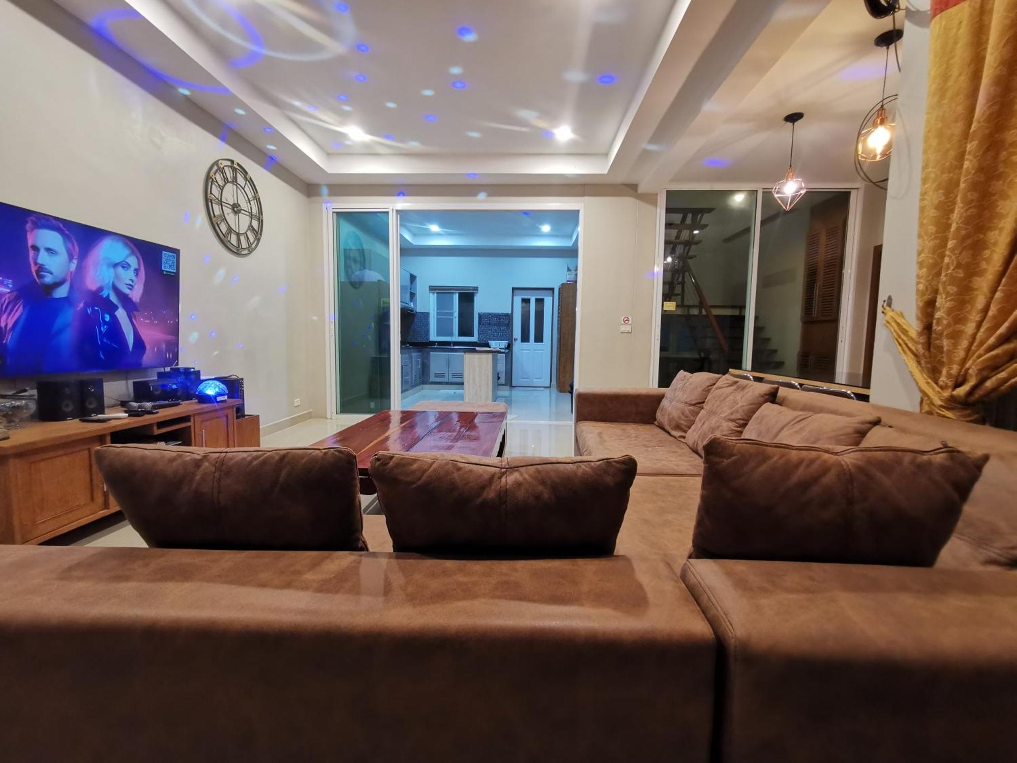 Thepprasit Cosy Villa Jomtien Beach Buitenkant foto