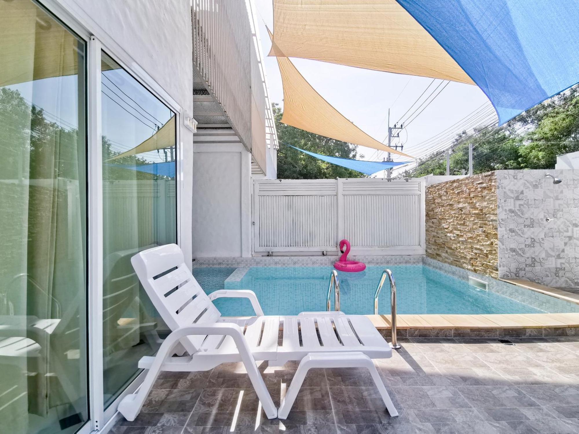 Thepprasit Cosy Villa Jomtien Beach Buitenkant foto