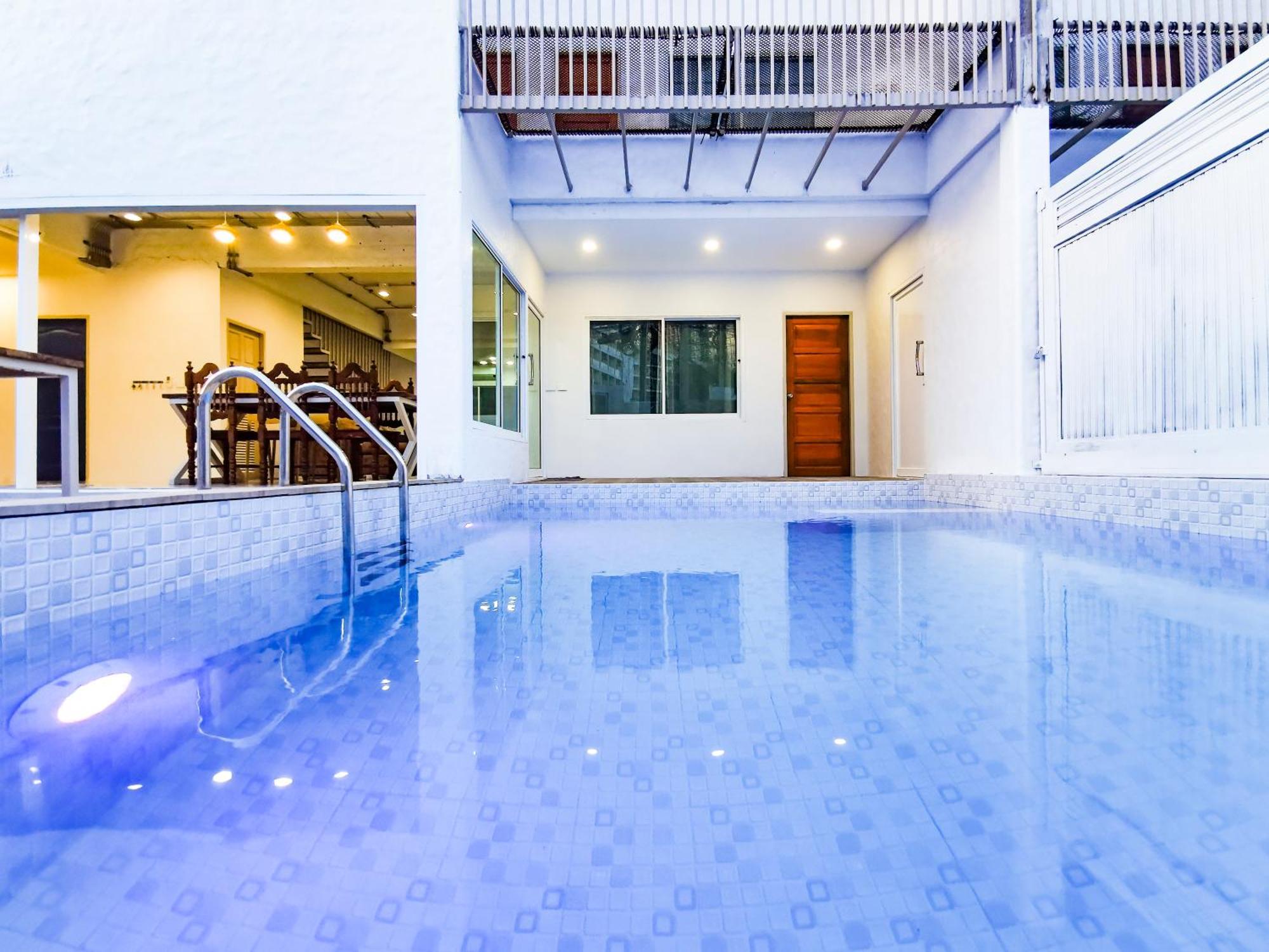 Thepprasit Cosy Villa Jomtien Beach Buitenkant foto