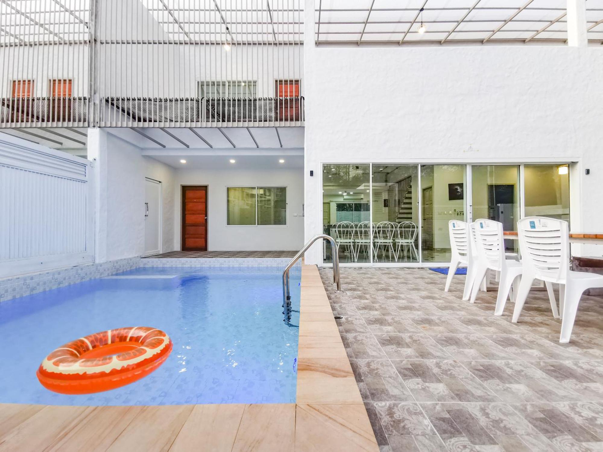 Thepprasit Cosy Villa Jomtien Beach Buitenkant foto