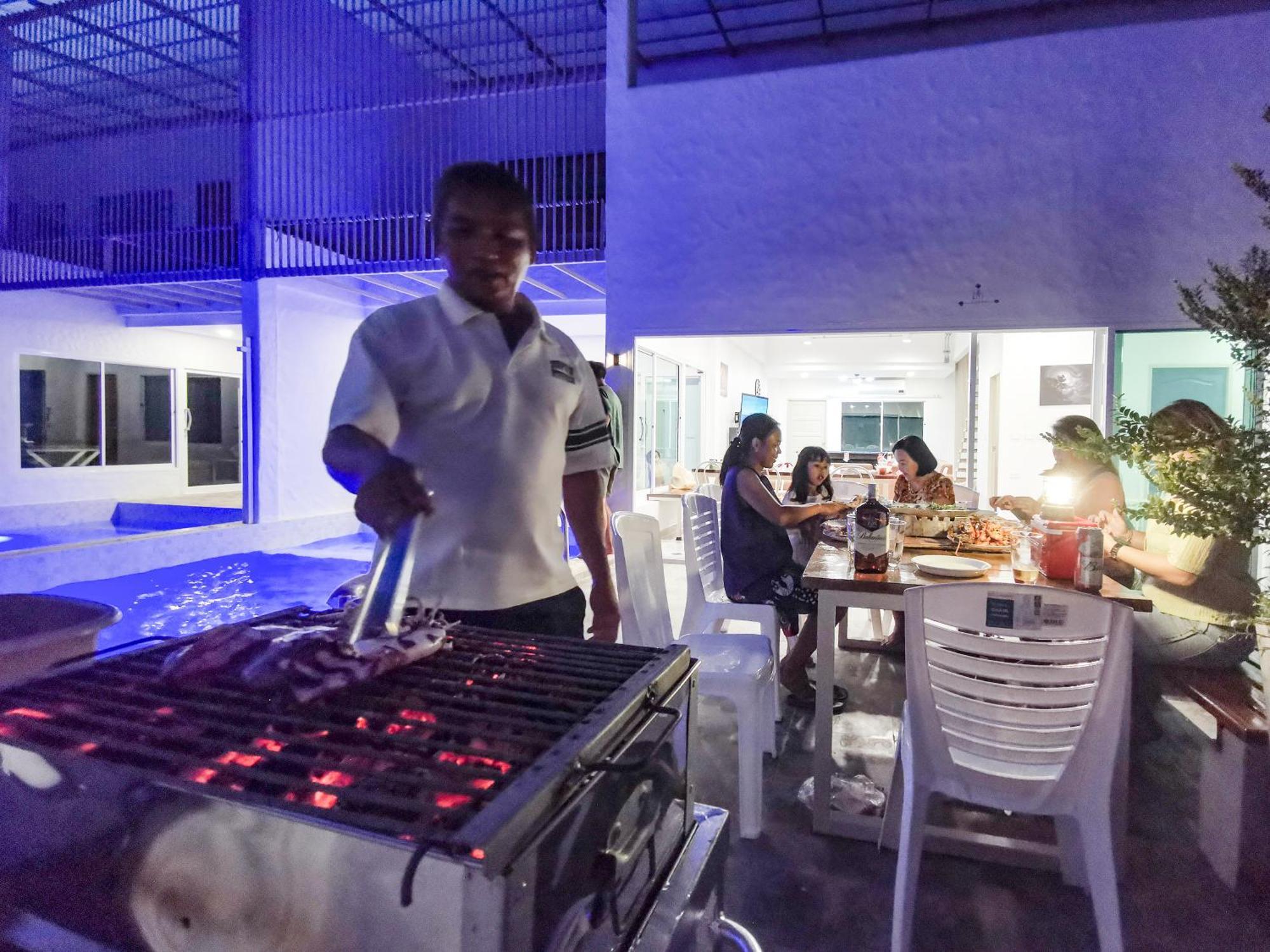 Thepprasit Cosy Villa Jomtien Beach Buitenkant foto
