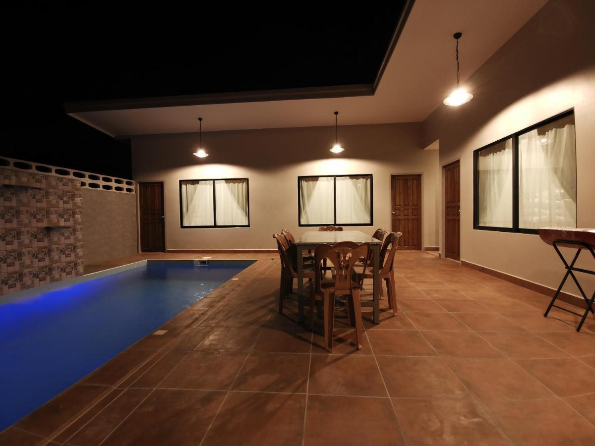 Thepprasit Cosy Villa Jomtien Beach Buitenkant foto